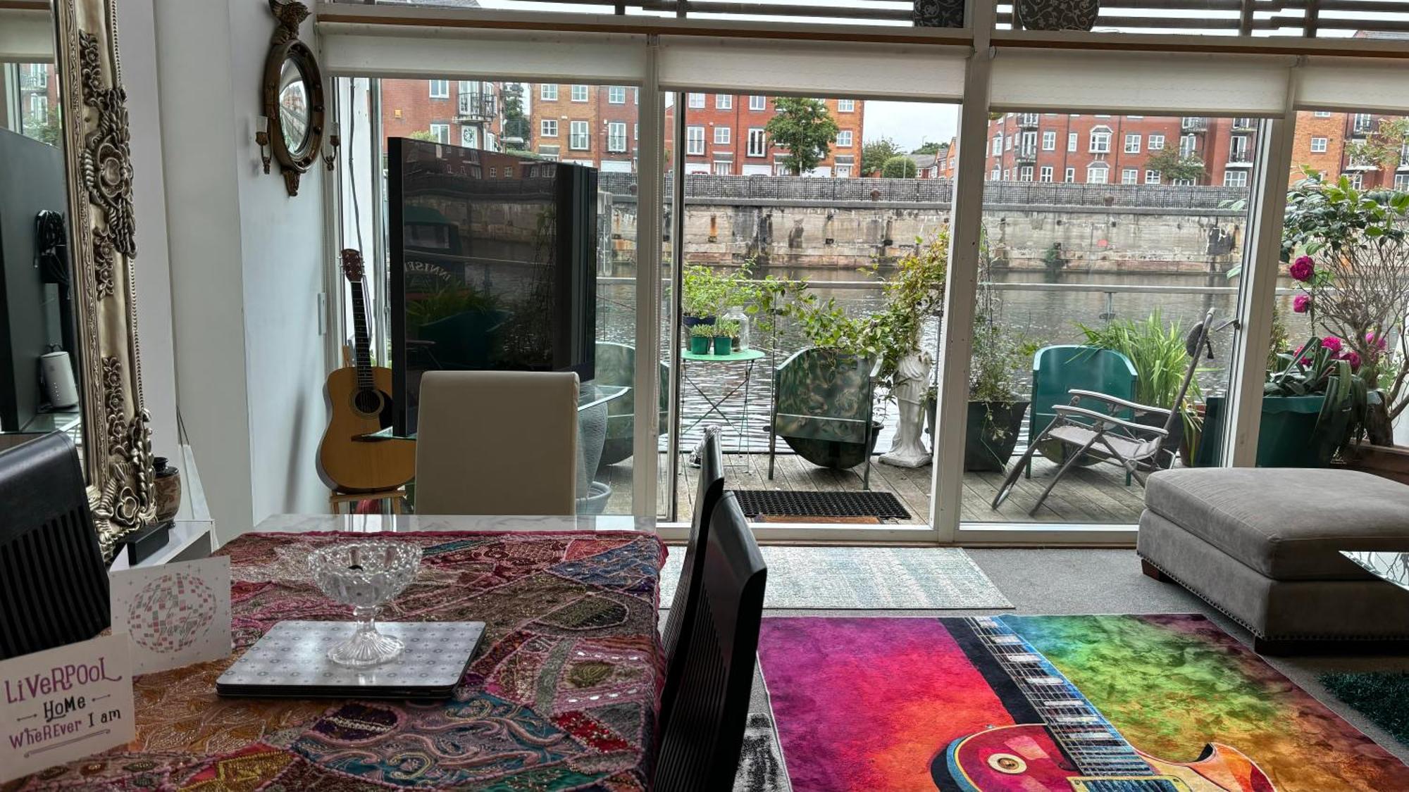 Botel Float Uniquely On Waterfront On Our High End 8 Berth Houseboat Liverpool